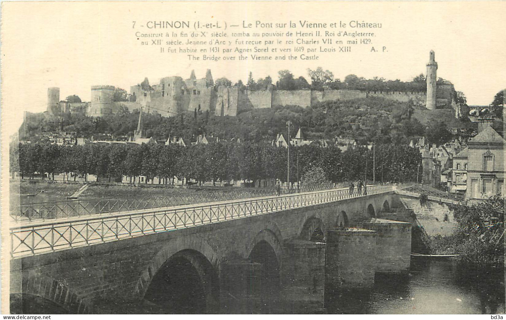 37 - CHINON - LE PONT SUR LA VIENNE ET LE CHATEAU - A.P. - Chinon