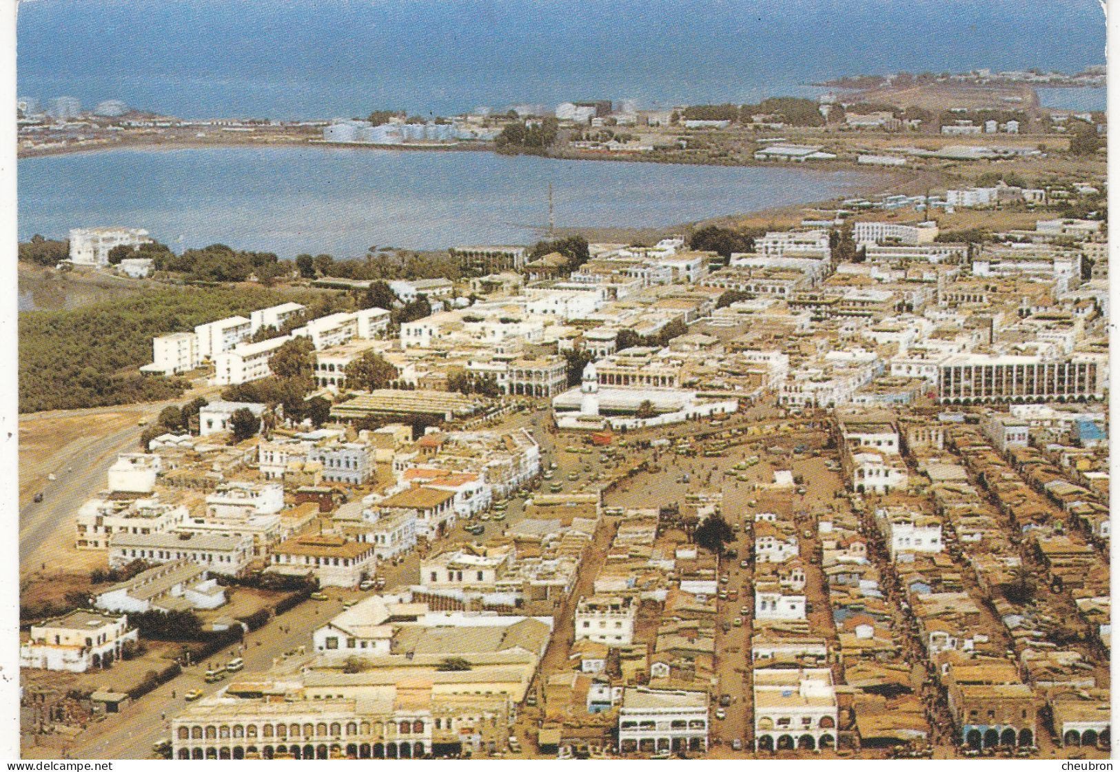 DJIBOUTI  CPSM. VUE AERIENNE. LA CAPITALE VUE D'AVION - Djibouti