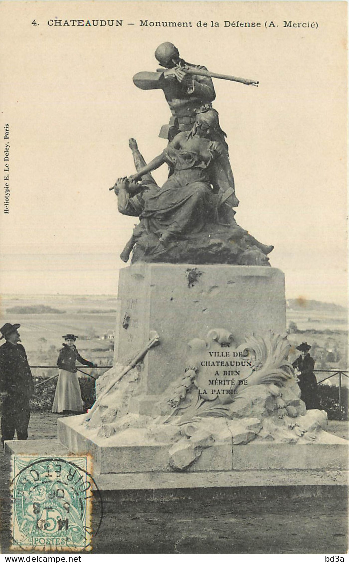 28 - CHATEAUDUN - MONUMENT DE LA DEFENSE  - Chateaudun