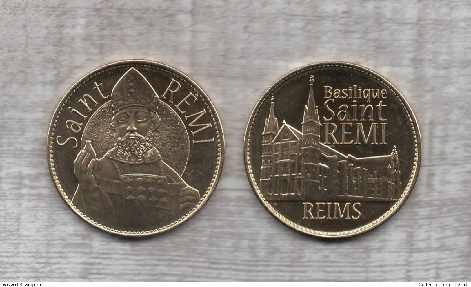 Médaille Arthus Bertrand : Basilique Saint-Rémi - Reims - - Zonder Datum