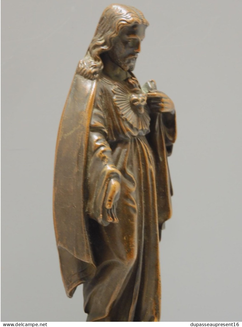 -STATUE du CHRIST BRONZE Belle PATINE Médaille XVIII/XIXe/socle Bronze Jésus    E