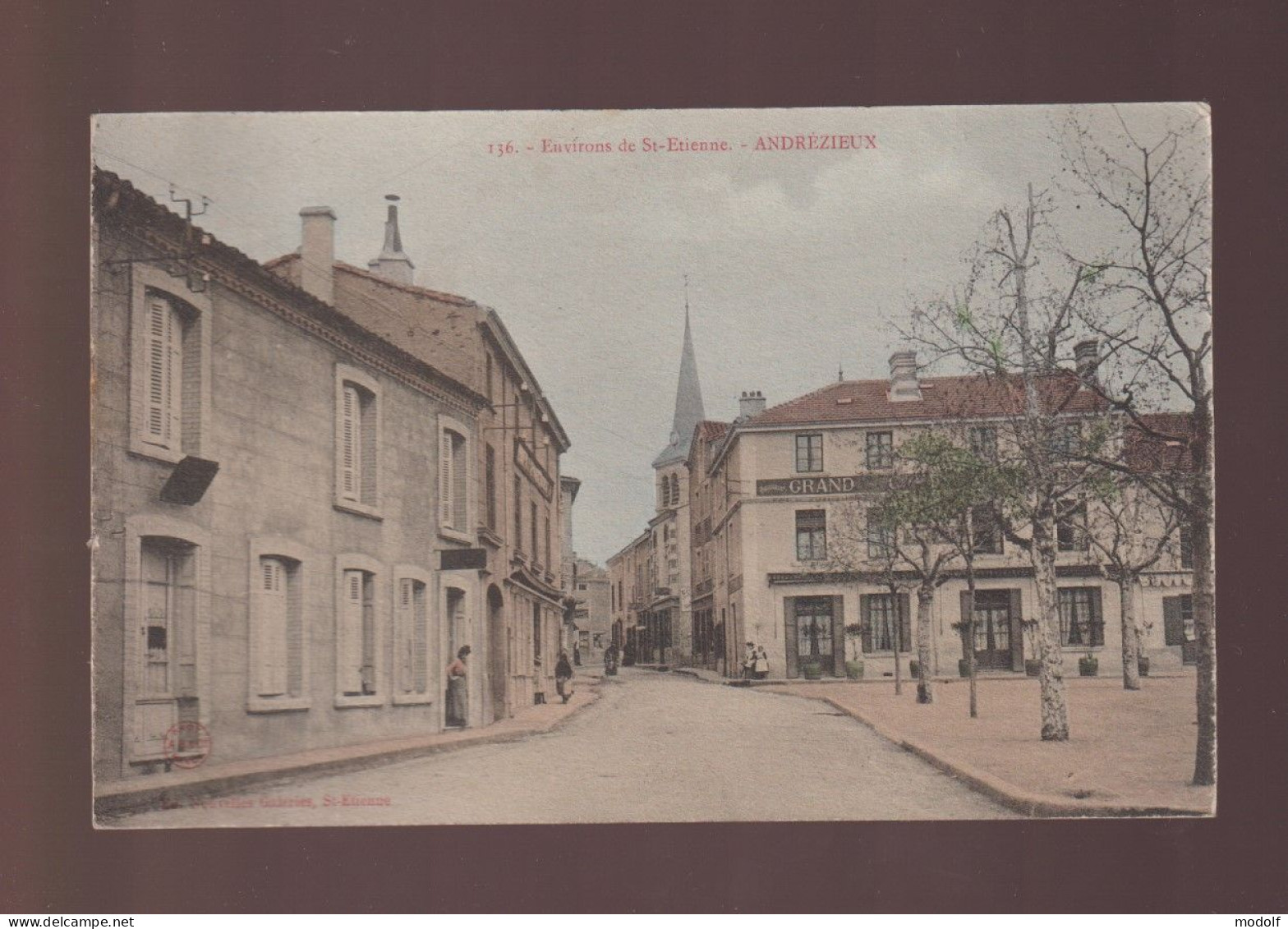 CPA - 42 - Environs De St-Etienne - Andrézieux - (Place Et Rue De L'Eglise) - Colorisée - Animée - Circulée En 1905 - Andrézieux-Bouthéon