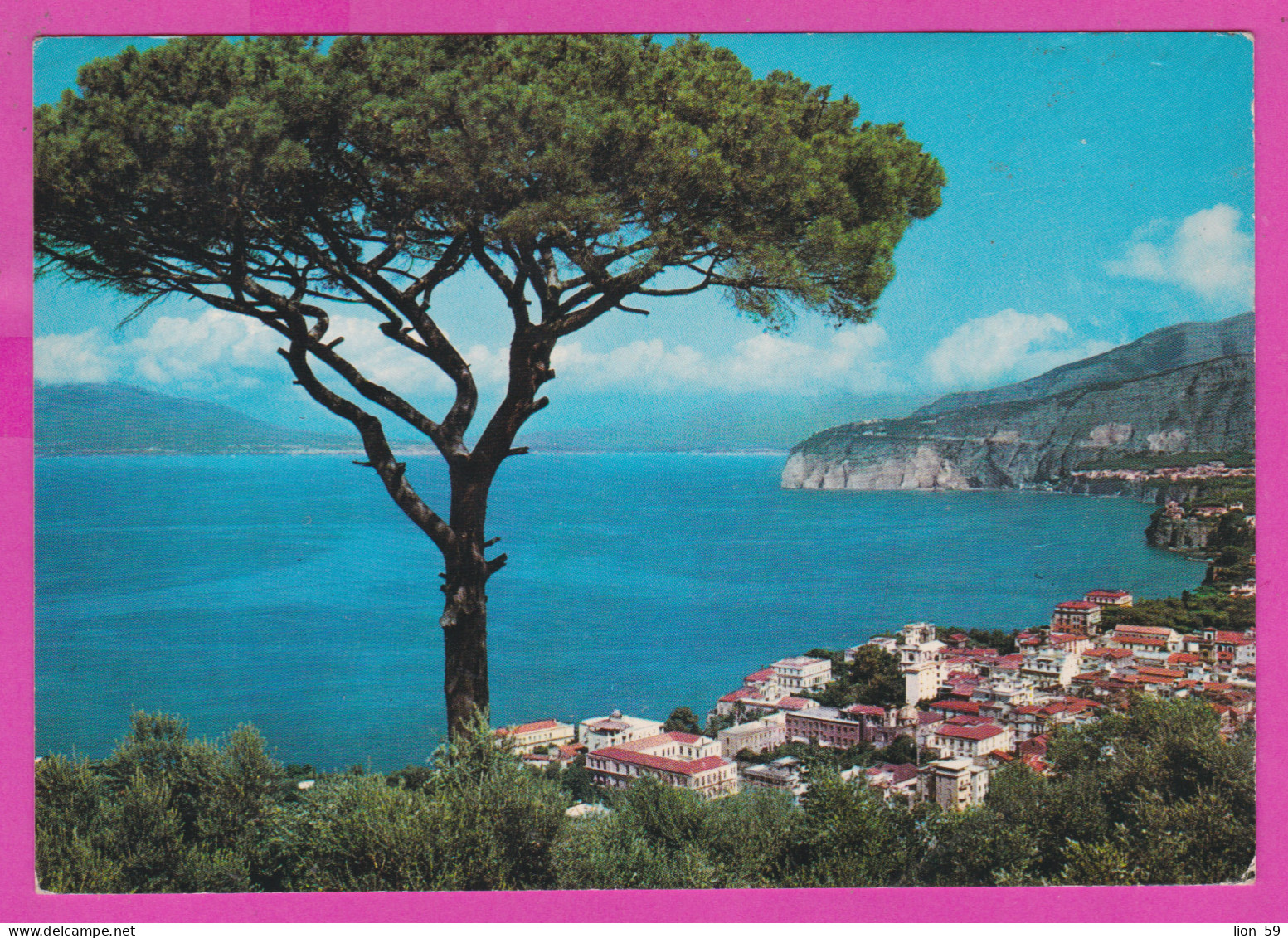 293841 / Italy - SORRENTO Panorama Con Pino E Vesuvio PC 1981 USED 150+300 L Castello Di Miramare Trieste , Bari - 1981-90: Marcophilie
