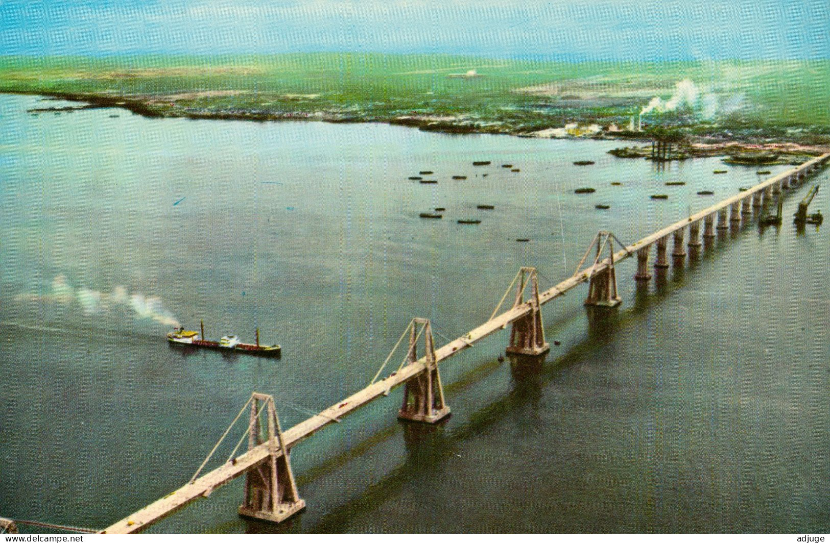 CPM-Venezuela- MARACAIBO -Pont Général Rafael Urdaneta -Vue Aérienne-   2 Scans - Venezuela