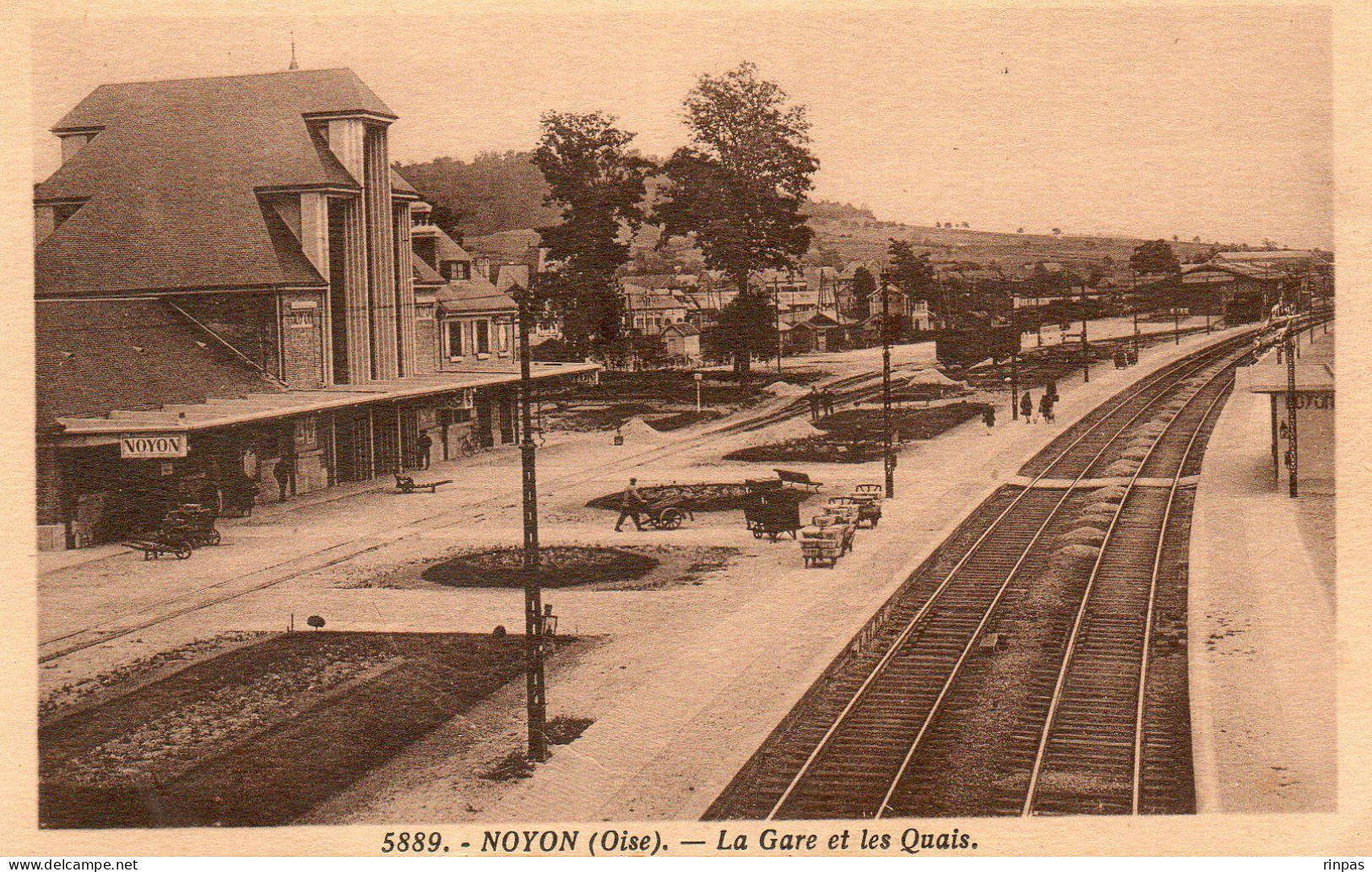 (60) NOYON La Gare Et Les Quais, Railway, Bahnhof Wagon, Charette Voie Ferré (Oise) - Noyon