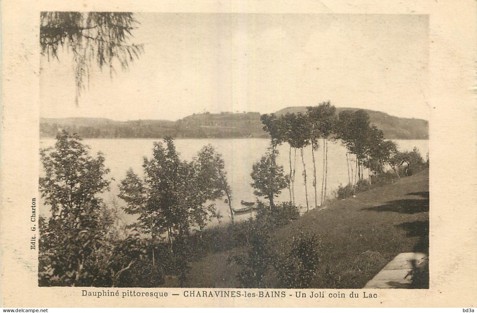 38 - CHARAVINES LES BAINS - UN JOLI COIN DU LAC - Charavines