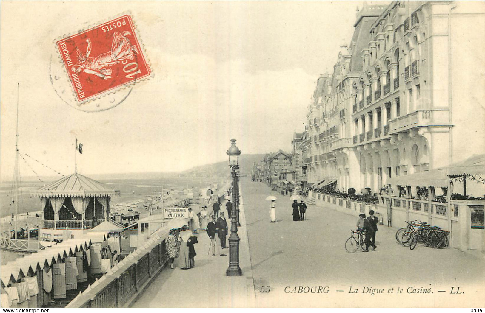 14 - CABOURG -  LA DIGUE ET LE CASINO - LL - Cabourg