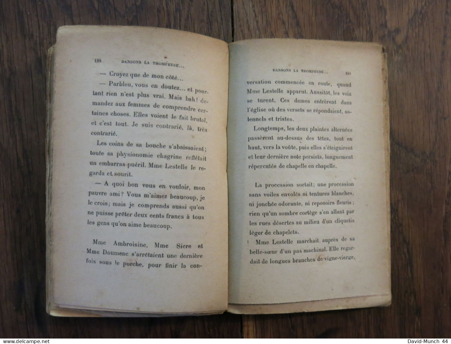 Dansons la trompeuse de Raymond Escholier. Paris, Bernard Grasset, éditeur. 1921