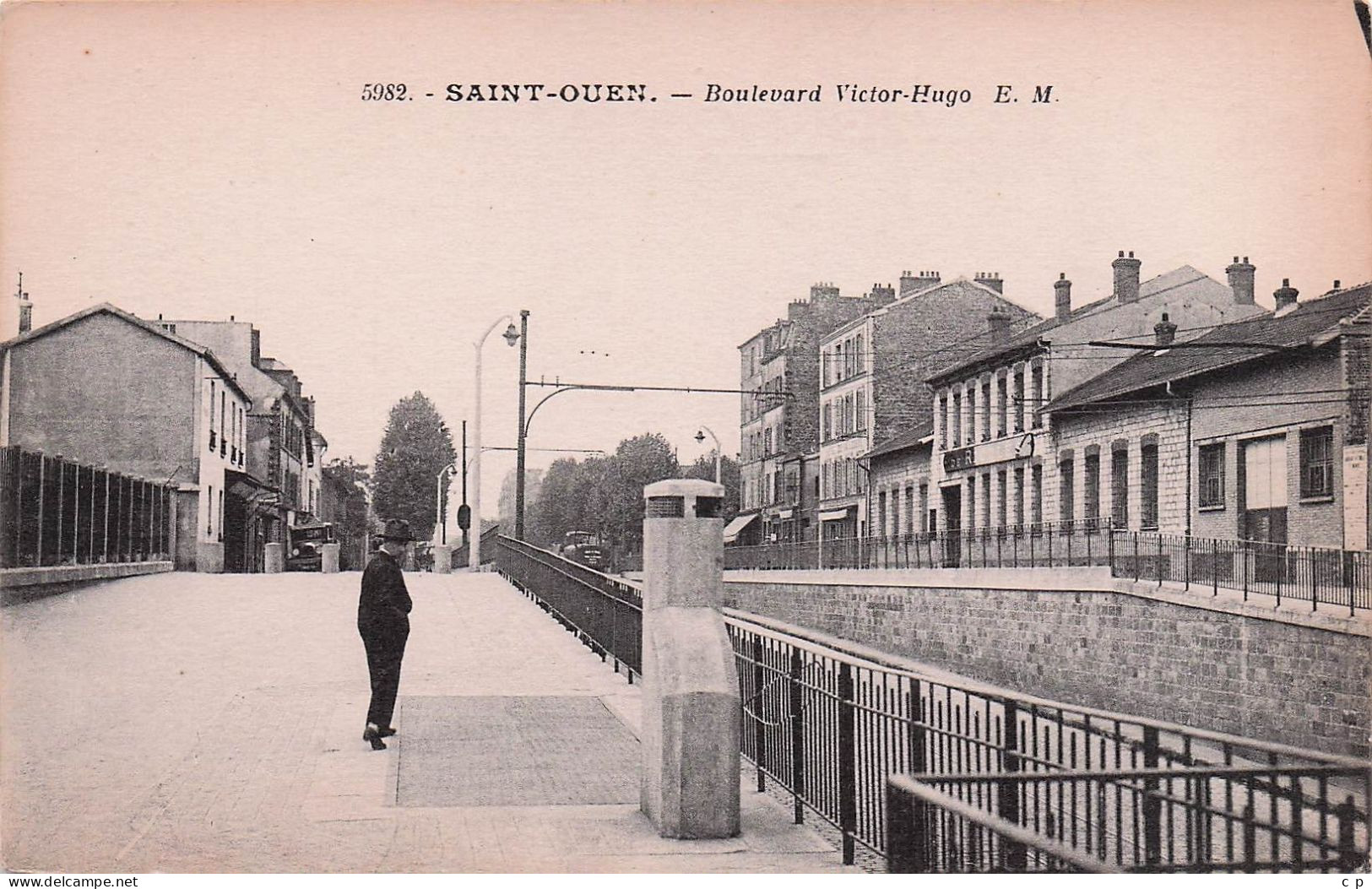 Saint Ouen - Boulevrad Victor Hugo  - CPA °J - Saint Ouen