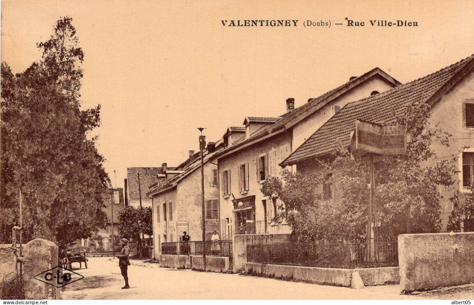 25 - Valentigney - Rue Ville-Dieu ( Voir Conditions De Vente ) - Valentigney