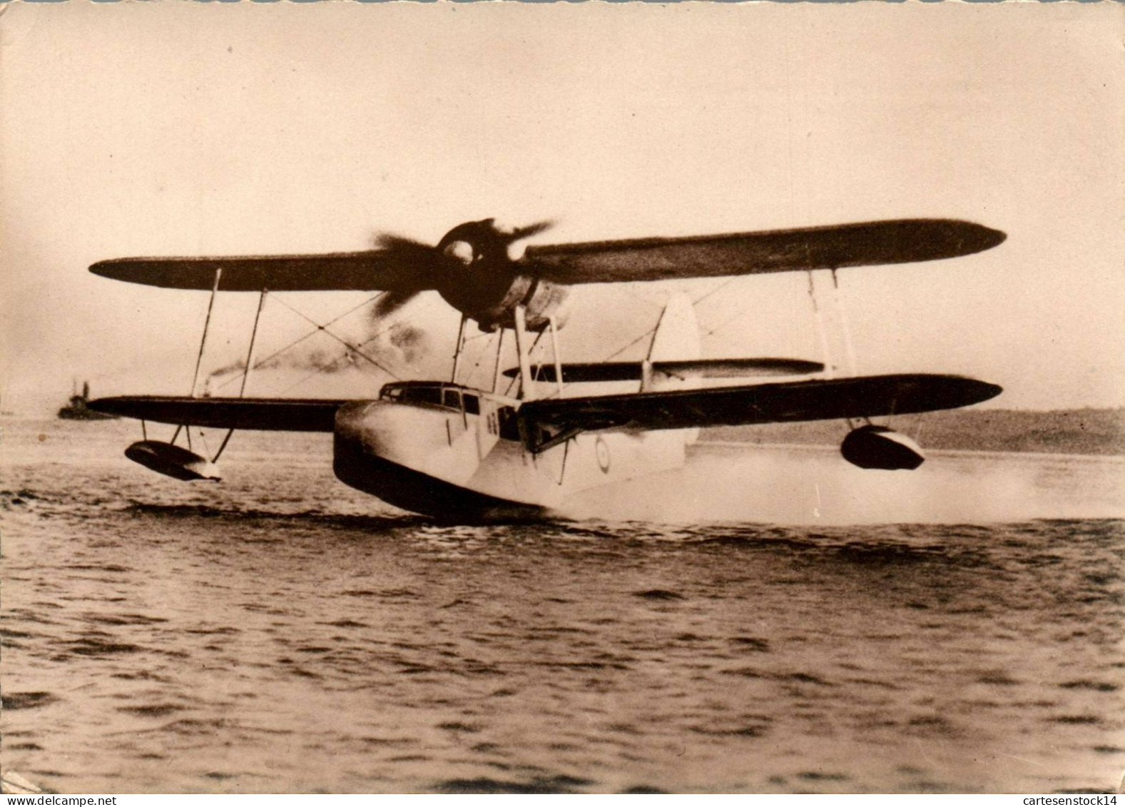 N°1997 W -cpsm Biplan Amphibie Sea Otter - 1939-1945: 2ème Guerre