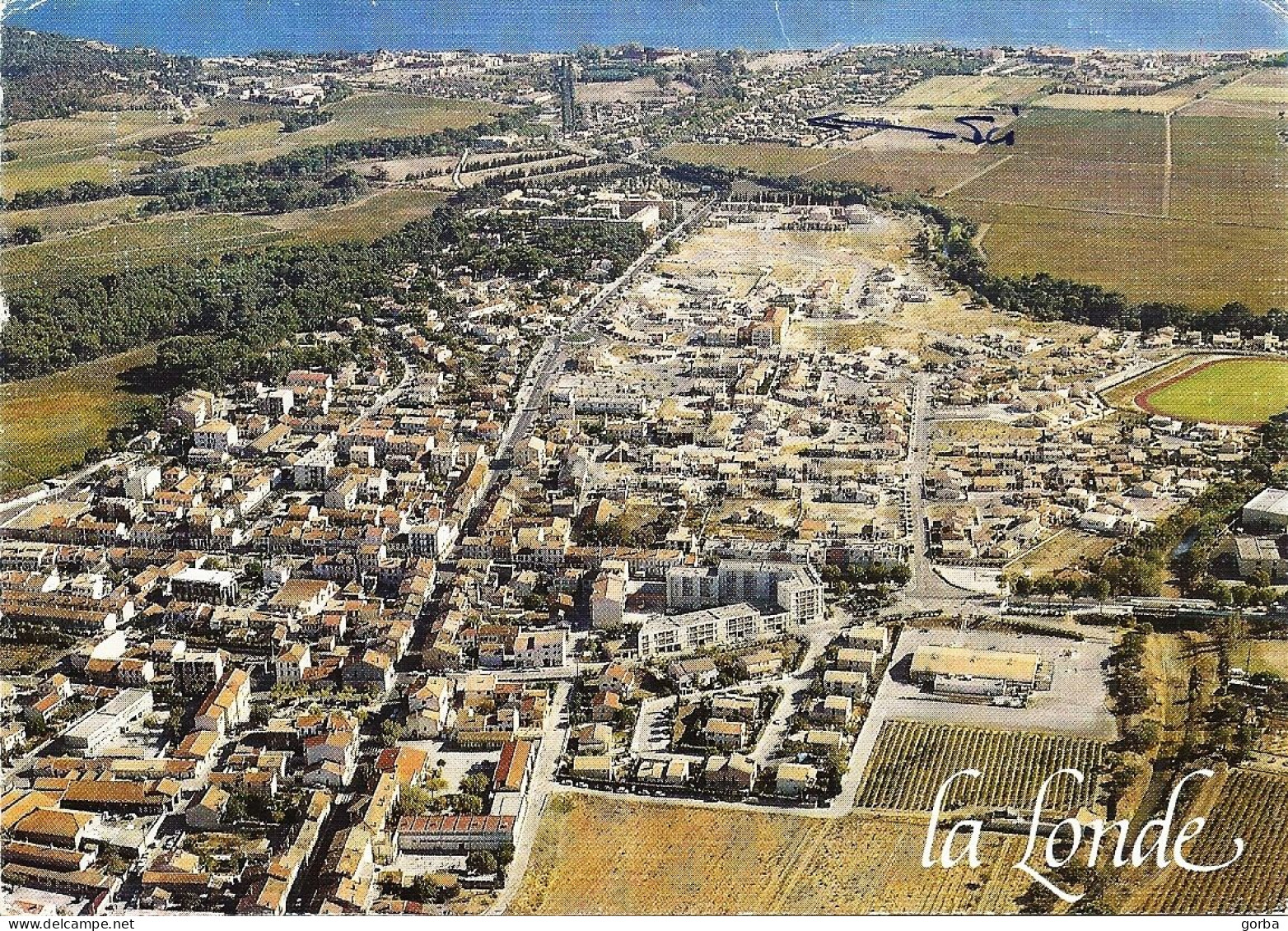 *CPM  - 83 - LA LONDE LES MAURES - Vue Générale - La Londe Les Maures