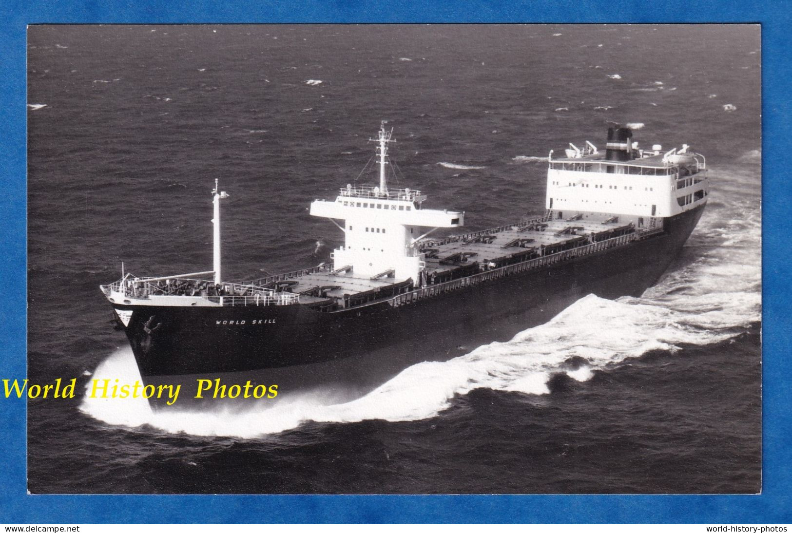 Photo Ancienne - Bateau WORLD SKILL - Années 1970 - Boat Marchandises Ship Bulker Vessel Mer Océan - Schiffe