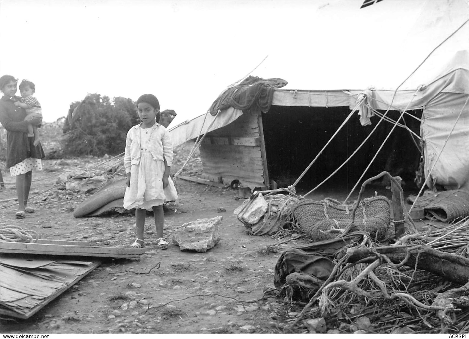 TURQUIE Travaux à Mersin  Famille Devant Les Tentes Des Ouvriers Année 1966 (scan R/V )  N° 79 \MO7028 - Turkije