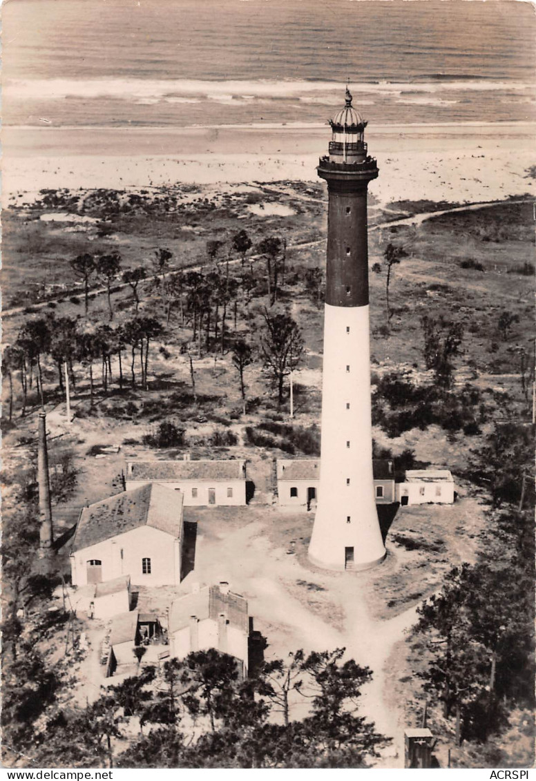 17  La Tremblade Le Phare De La Coubre (Scans R/V) N° 64 \MO7003 - La Tremblade