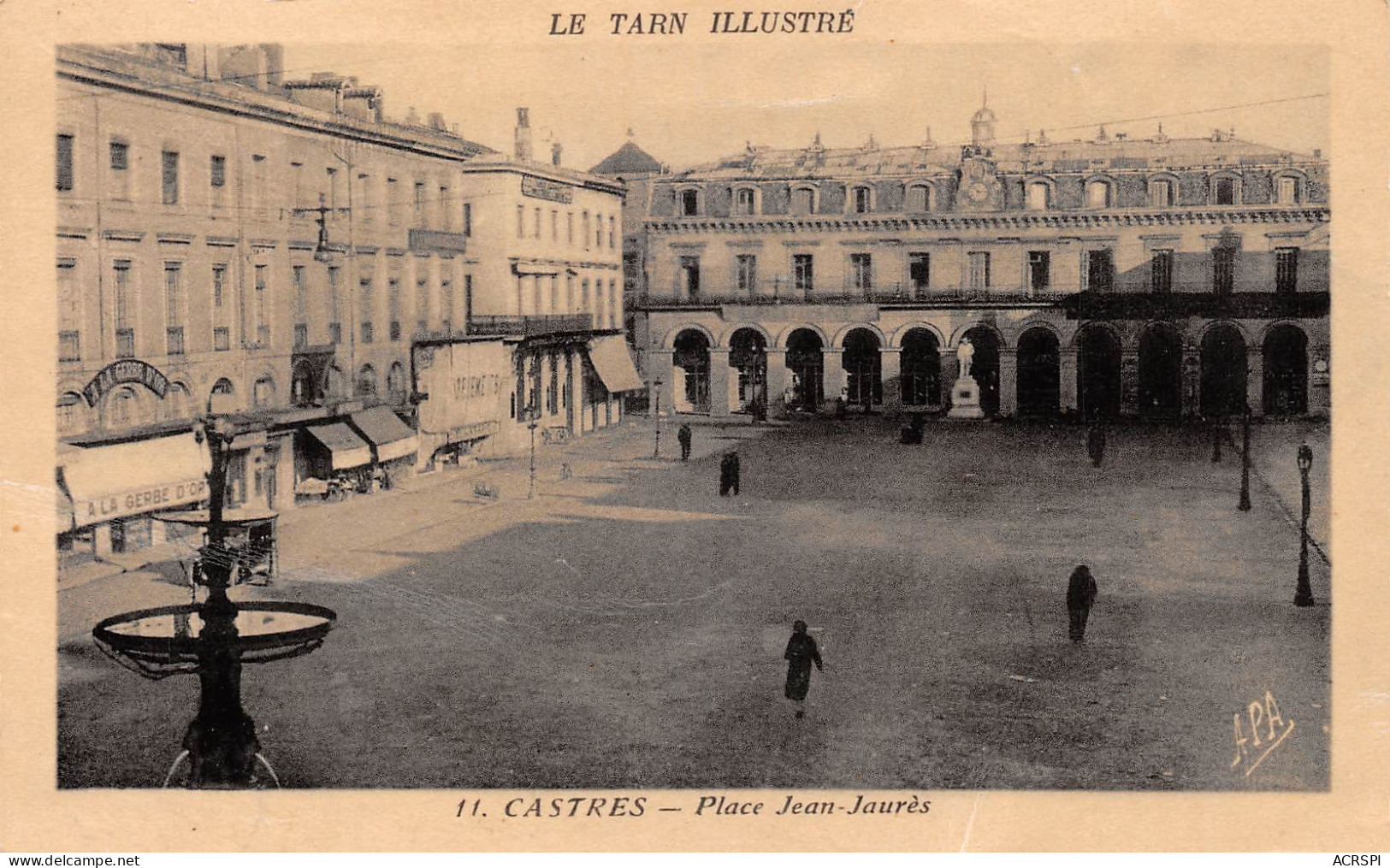 81 CASTRES. Place Jean-Jaurès (Scans R/V) N° 36 \MO7016 - Castres