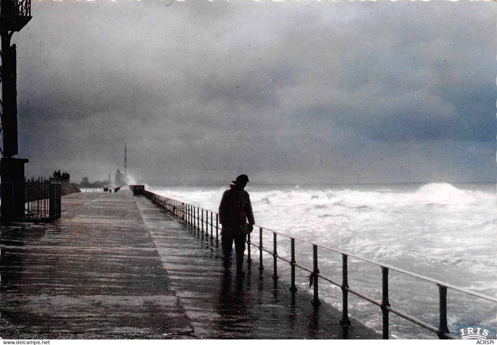 76 LE HAVRE Le Port Tempête Sur La Digue Nord (Scans R/V) N° 34 \MO7017 - Haven