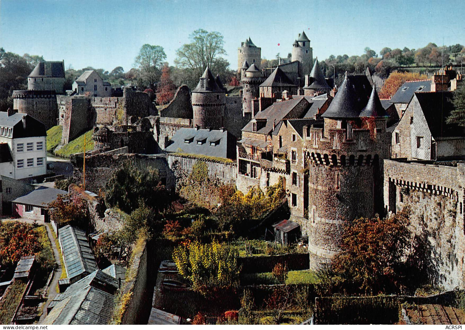 35 FOUGERES La Tour Michot Des Remparts Sud  Carte Vierge Non Circulé (Scan R/V )n° 58 \MO7026 - Fougeres