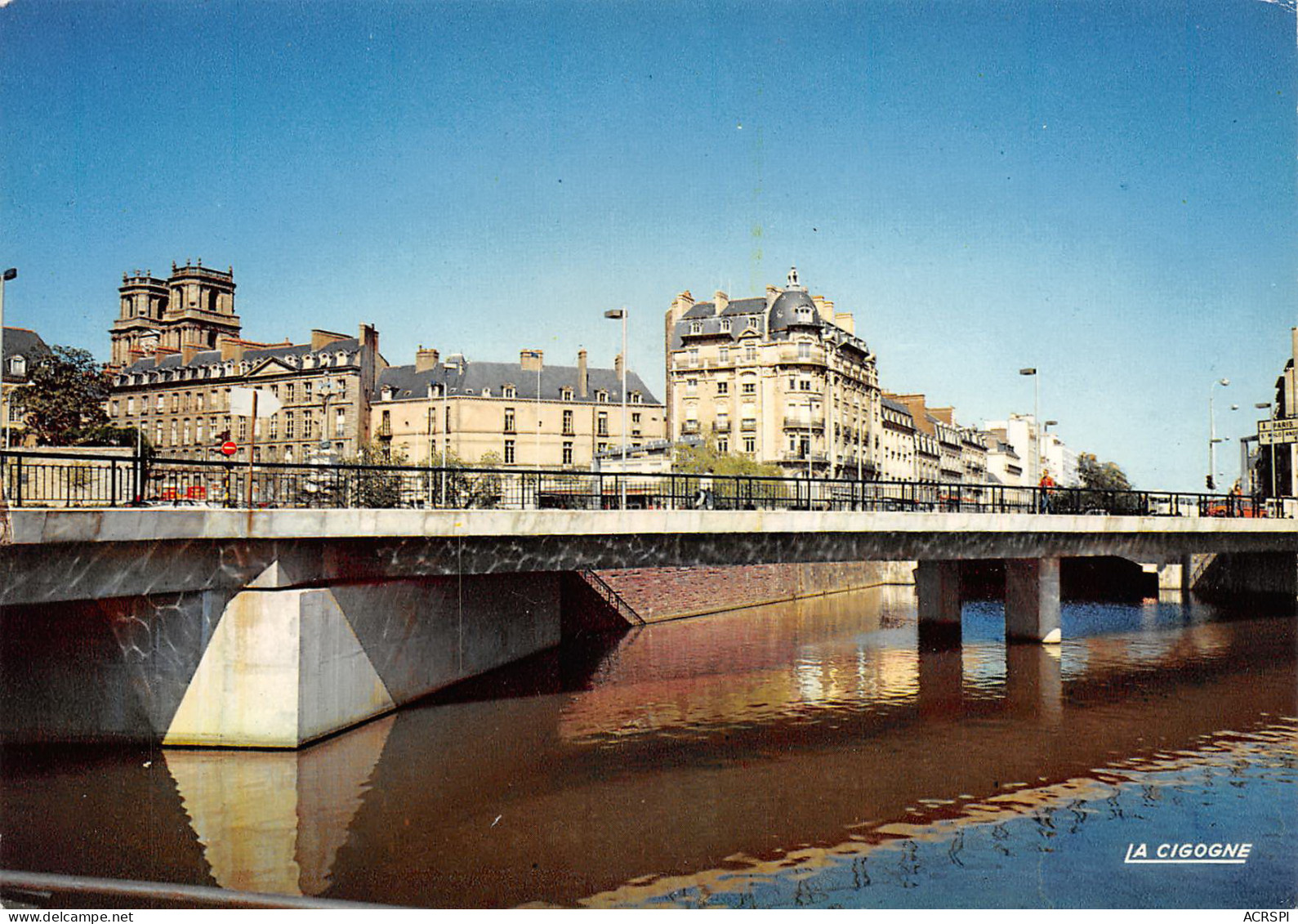 35 RENNES Le Pont De La Maison  Carte Vierge Non Circulé (Scan R/V ) N° 38 \MO7027 - Rennes