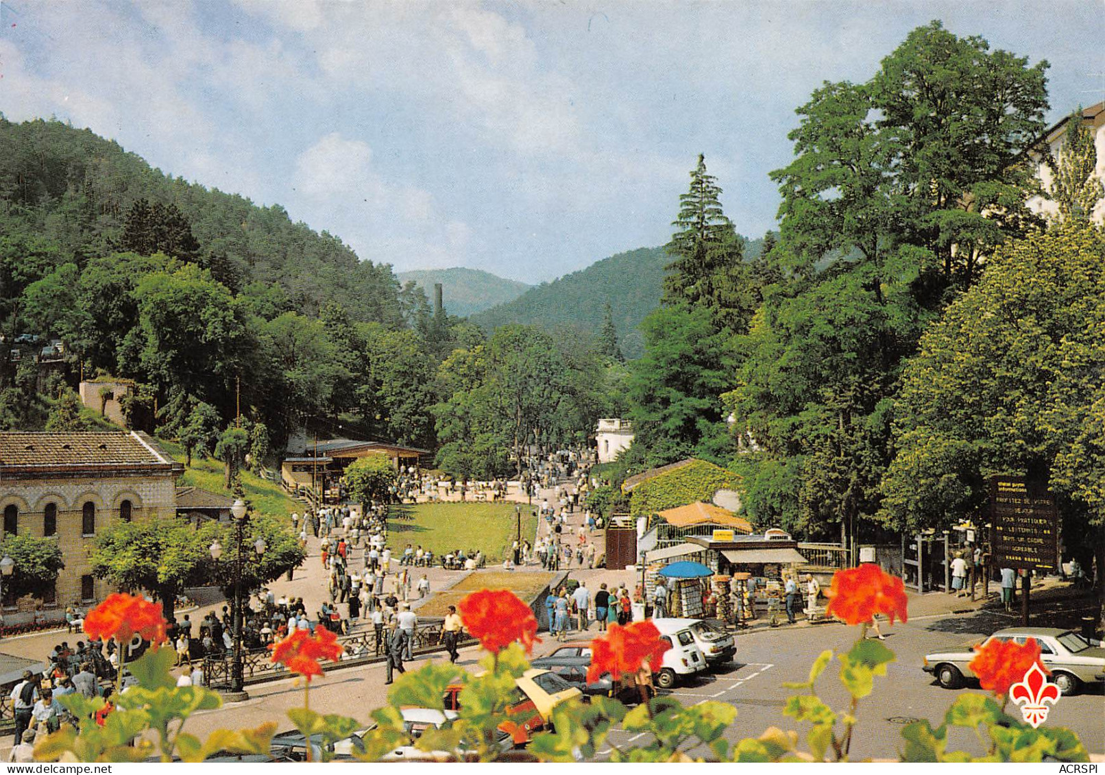 63 Châtel-Guyon Vue Sur Le Parc Carte Vierge  Non Circulé édition Du Lys (Scans R/V) N° 54 \MO7035 - Châtel-Guyon