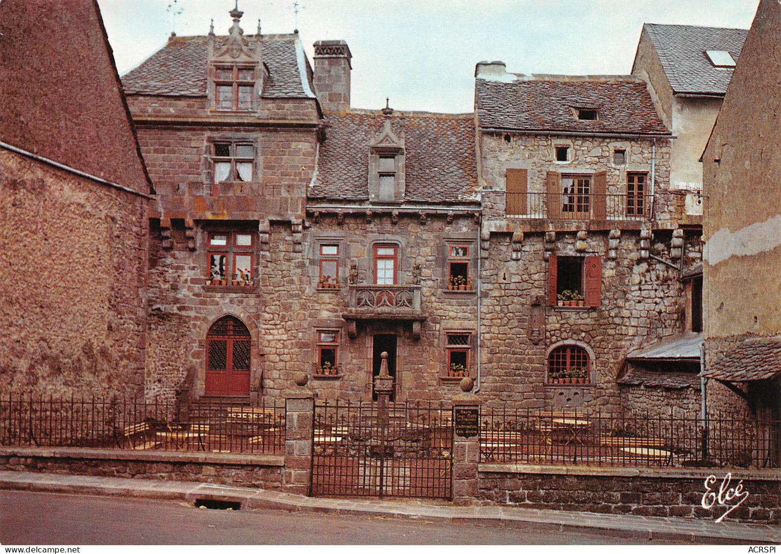 63 BESSE EN CHANDESSE Le Manoir Ste Marie Des Remparts Carte Vierge Non Circulé (Scans R/V) N° 6 \MO7039 - Besse Et Saint Anastaise