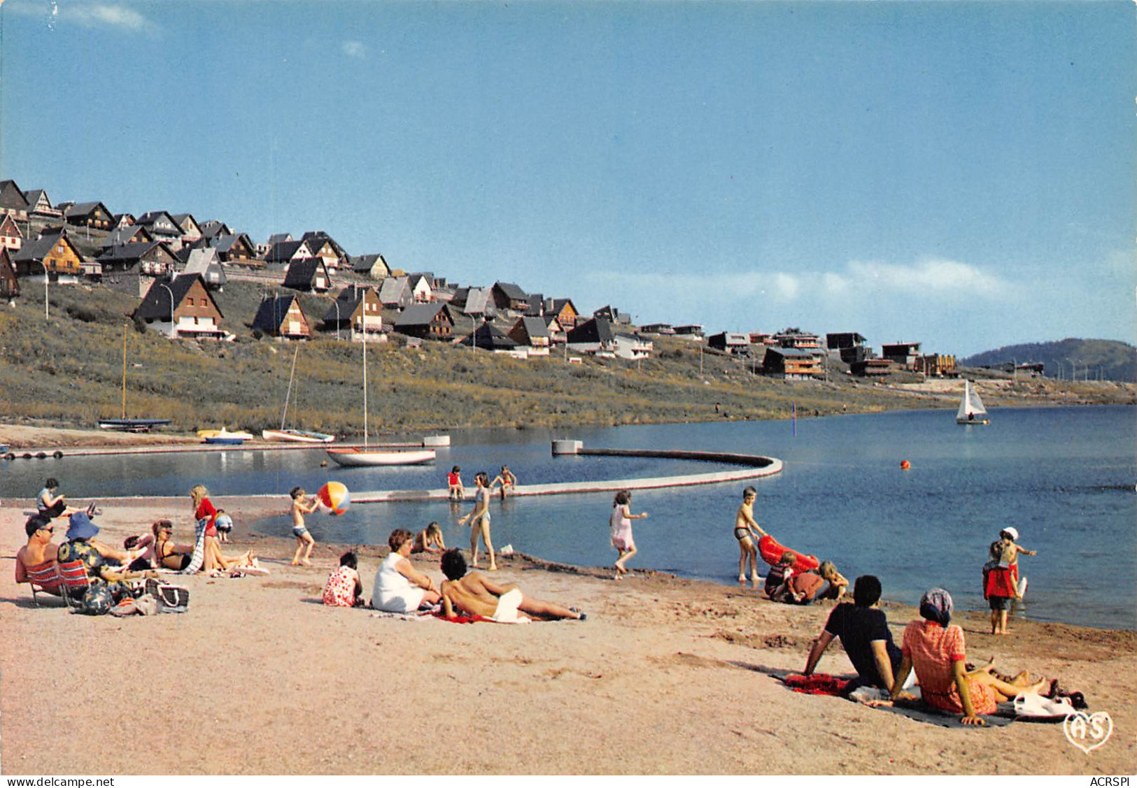 63  SUPER BESSE La Plage Au Bord Du Lac Carte Vierge Non Circulé  (Scans R/V) N° 62 \MO7039 - Besse Et Saint Anastaise