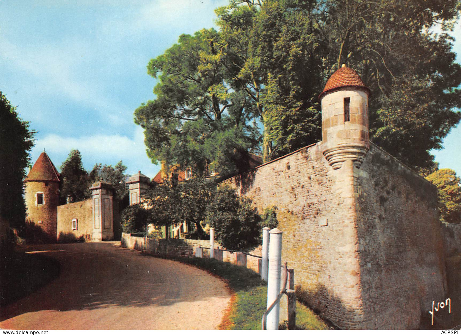 89 AVALLON Les Remparts Échauguette Tour Gaujard Carte Vierge Non Circulé édition Yvon (Scans R/V) N° 19 \MO7049 - Avallon