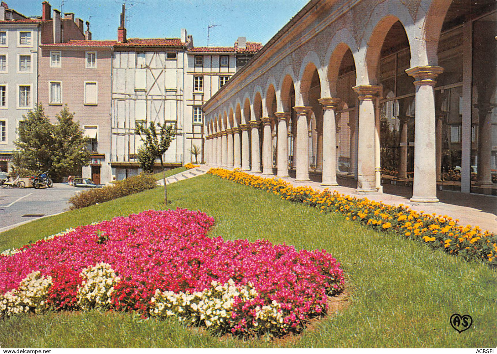 81 CASTRES Arcades Et Parterre De La Galerie Carte Vierge Non Circulé édition Apa-Poux (Scans R/V) N° 44 \MO7051 - Castres