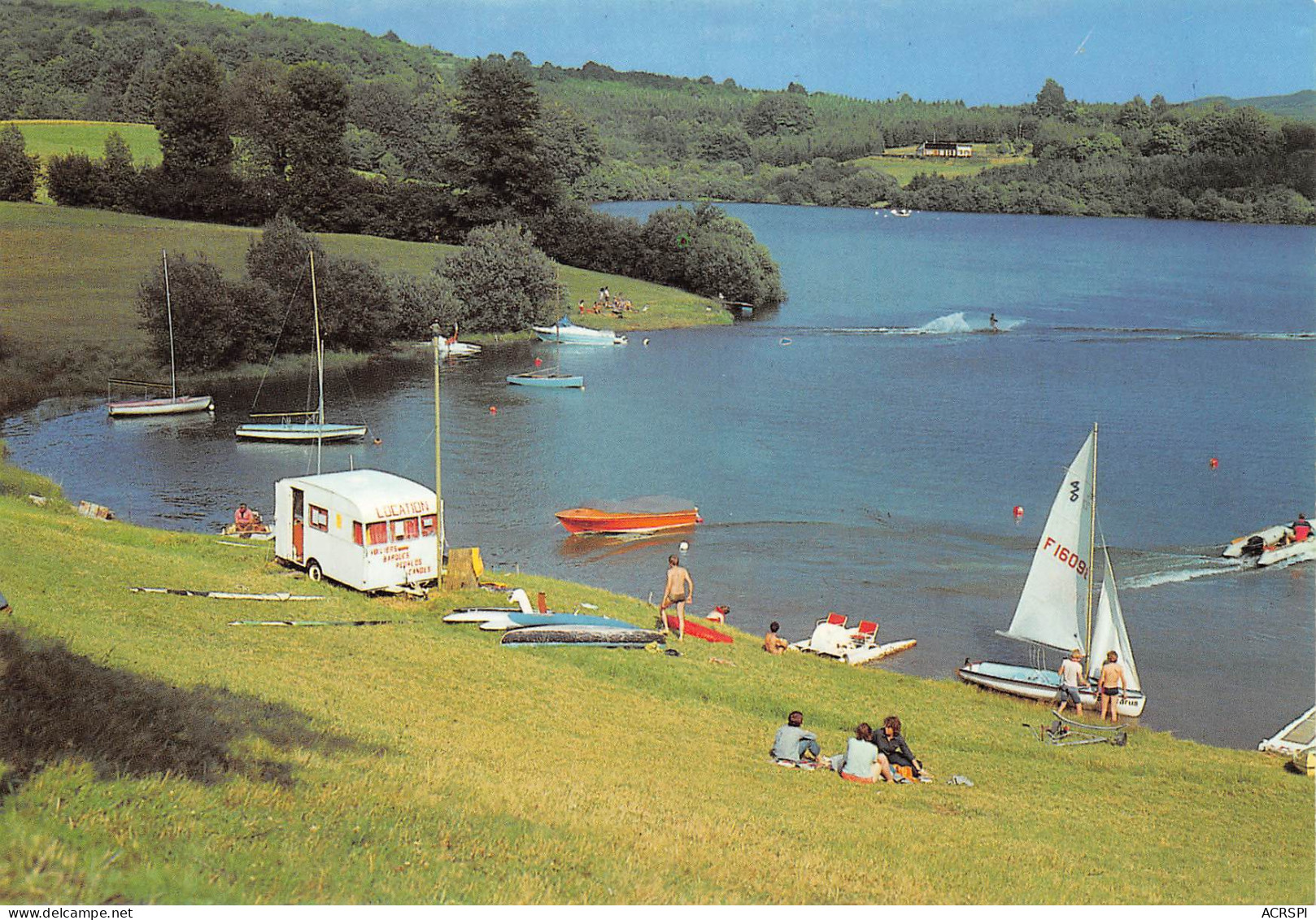 81 ANGLES LA RAVIEGE La Location De Barques Voiliers Pédalos Carte Vierge éditions AS (Scans R/V) N° 44 \MO7054 - Angles