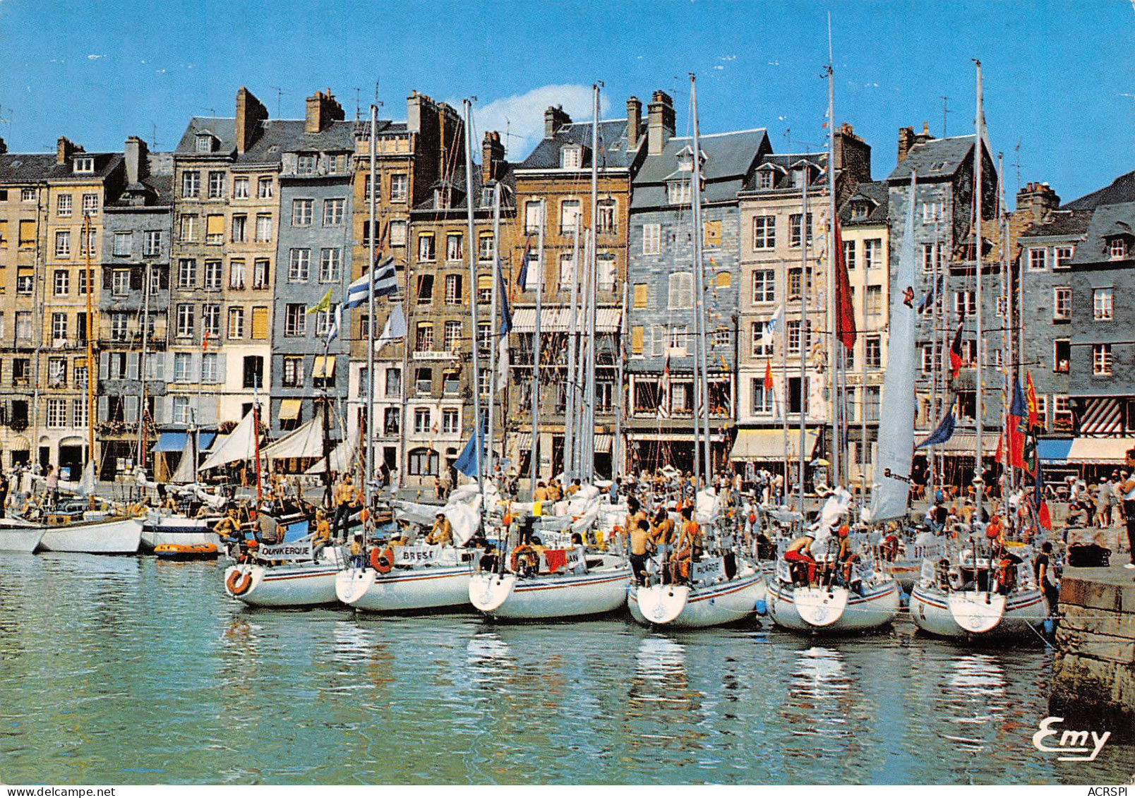 14 HONFLEUR Vieux Bassin Et Façade Quai Sainte Catherine éditions LE GOUBEY (Scans R/V) N° 64 \MO7055 - Honfleur