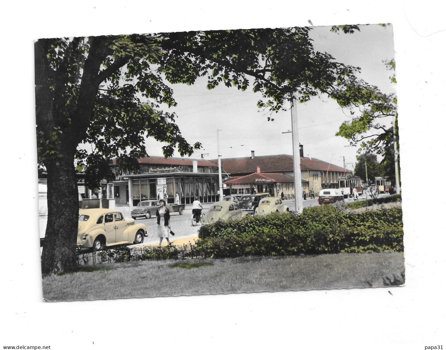 FREIBURG ALLEMAGNE Avec Des Automobiles - Freiburg I. Br.