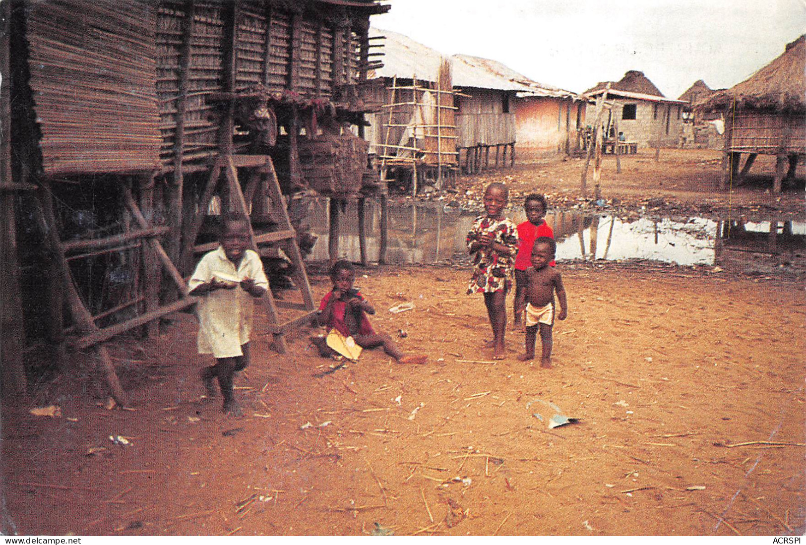 BENIN Ex Dahomey LAC NOKOUE Village Lacustre De SO TCHANHOUE Prés Ganvié Timbre Et Obli COTONOU(Scans R/V) N° 12 \MP7110 - Benin