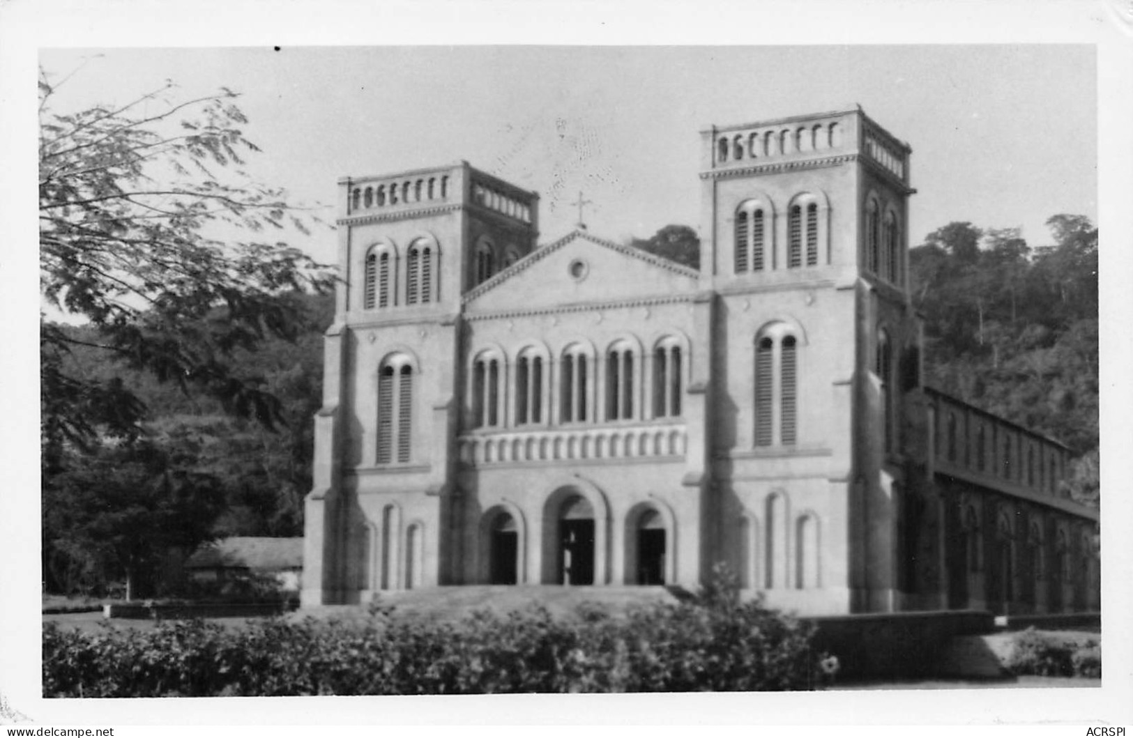 BANGUI République Centrafricaine Cathédrale N.D Photo PAULEA  Vierge Non Circulé (Scan R/V) N° 59 \MP7121 - Centrafricaine (République)