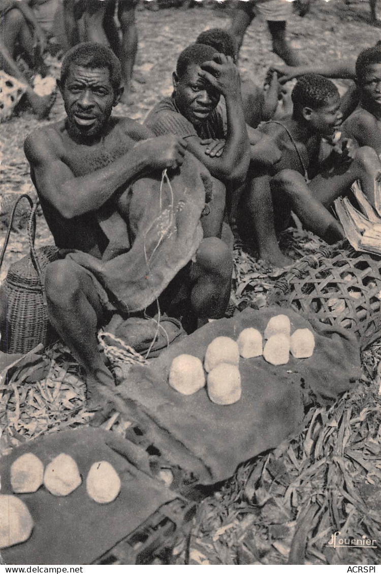 CAMEROUN DSCHANG Marchands De Sel Marché DE BANJOU Dos Vierge Non Circulé éd Fournier Yaoundé(Scan R/V) N° 38 \MP7122 - Camerun