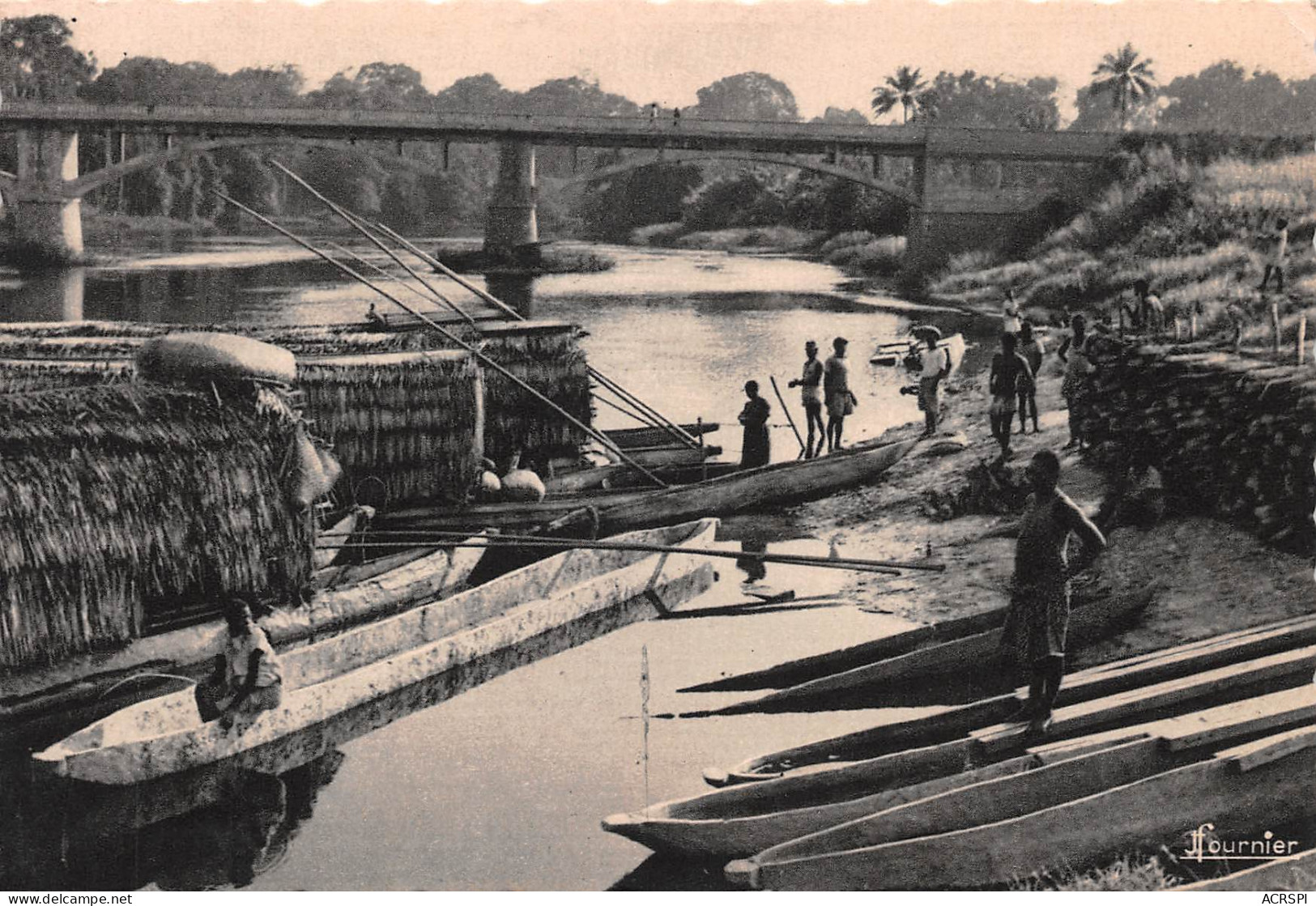 CAMEROUN M'BALMAYO - Pirogues Sur Le Nyong Carte Vierge édition Fournier à Yaoundé(Scan R/V) N° 14 \MP7123 - Cameroun