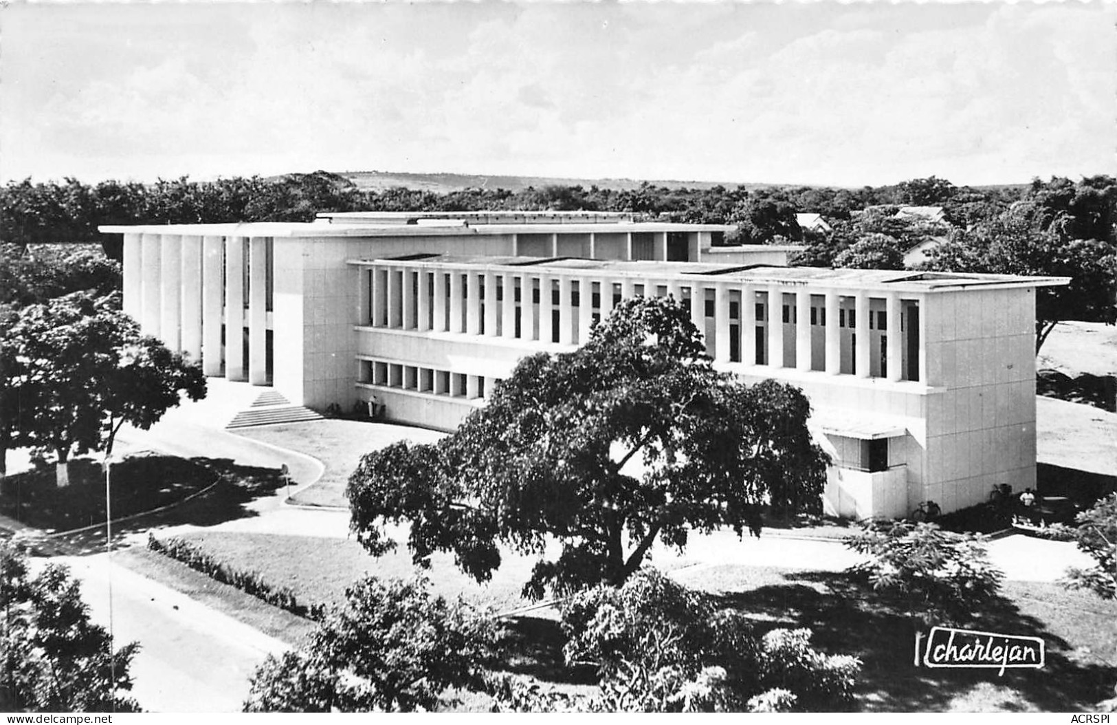 CONGO BRAZZAVILLE  Le Palais De Justice Dos écrit Non Circulé (Scan R/V) N° 71 \MP7124 - Brazzaville