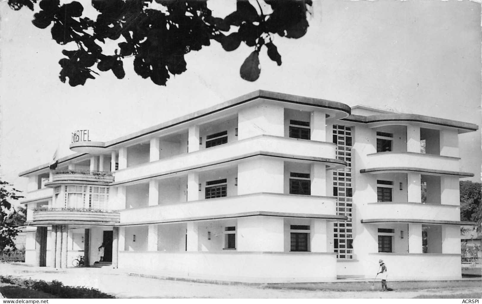 CONGO BRAZZAVILLE Le Grand Hotel   (Scan R/V) N° 79 \MP7124 - Brazzaville