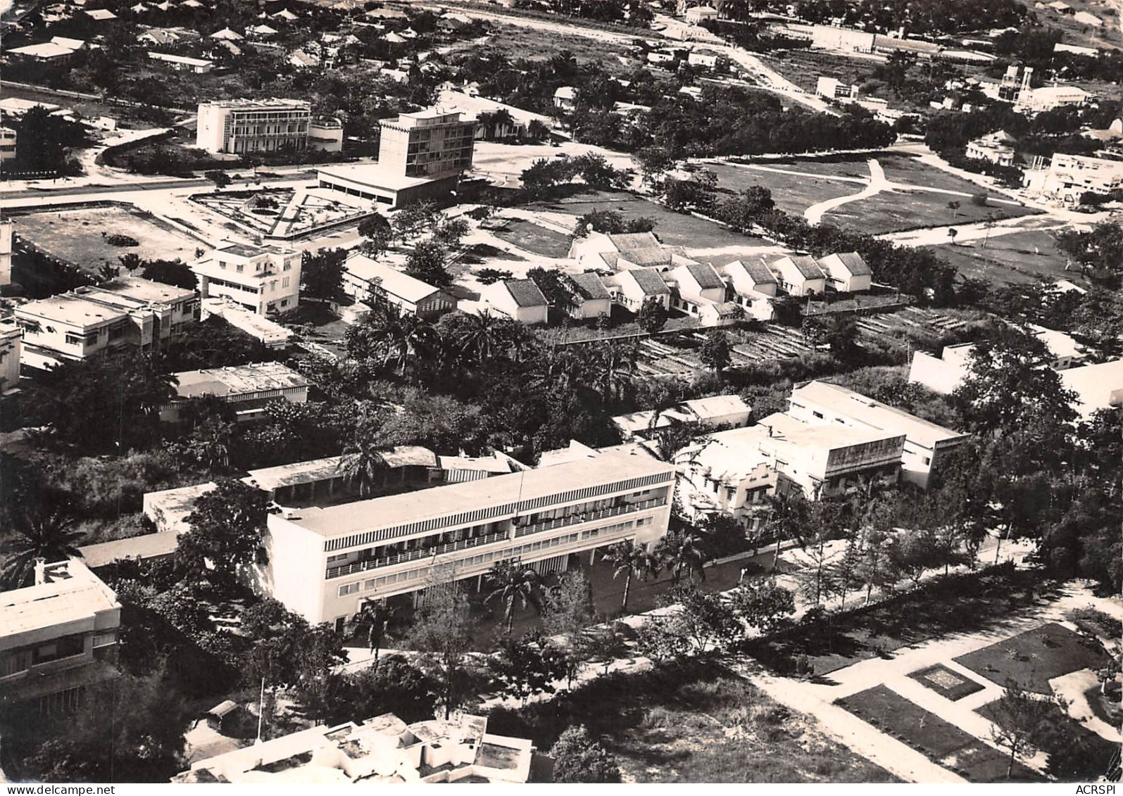 CONGO BRAZZAVILLE  Vue Aérienne édition Verbelke (Scan R/V) N° 81 \MP7124 - Brazzaville