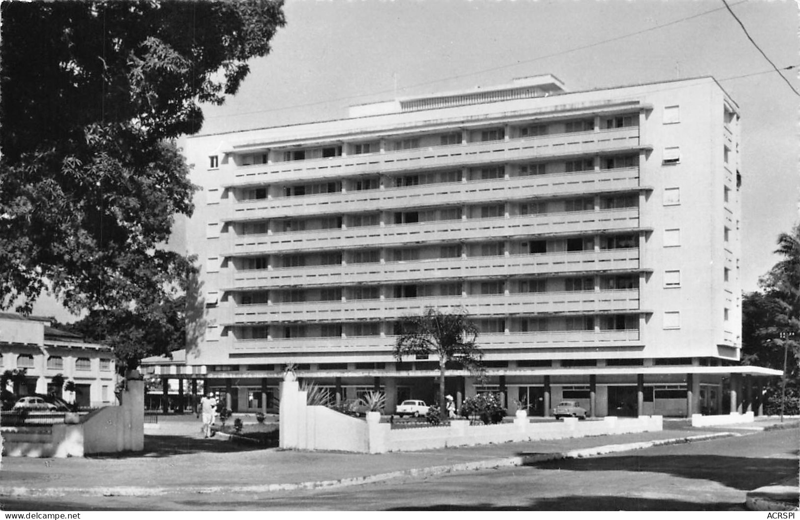 GUINEE Française CONAKRY Immeuble De L'Urbaine édition LIBRAPORT (Scan R/V) N° 60 \MP7133 - Guinea Francesa