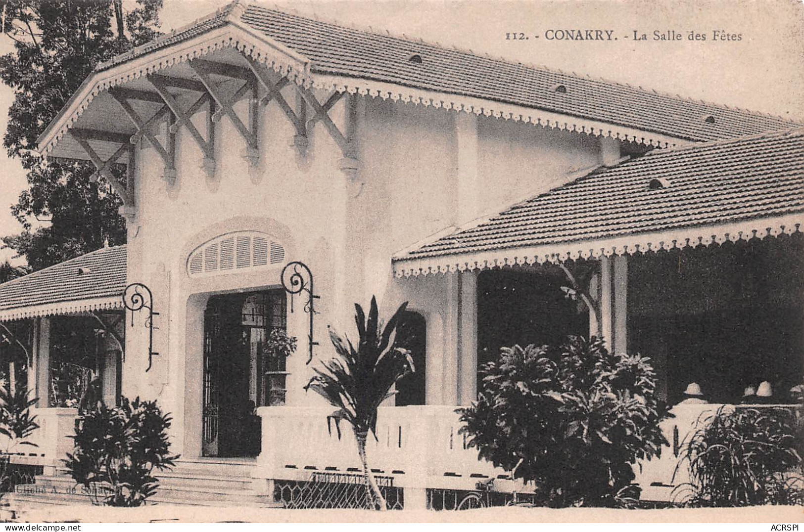 GUINEE Française CONAKRY La Salle Des Fêtes Carte Vierge Non Circulé  (Scan R/V) N° 36 \MP7134 - Guinée Française