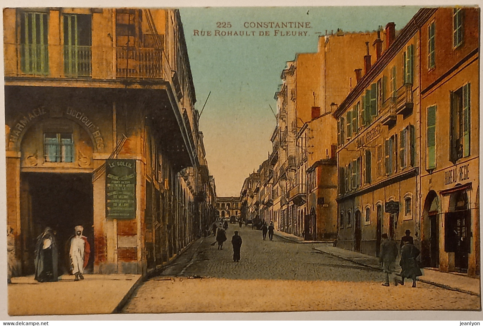 CONSTANTINE (Algérie) - Rue Rohault De Fleury - Pharmacie Docteur Ros - Passants - Constantine