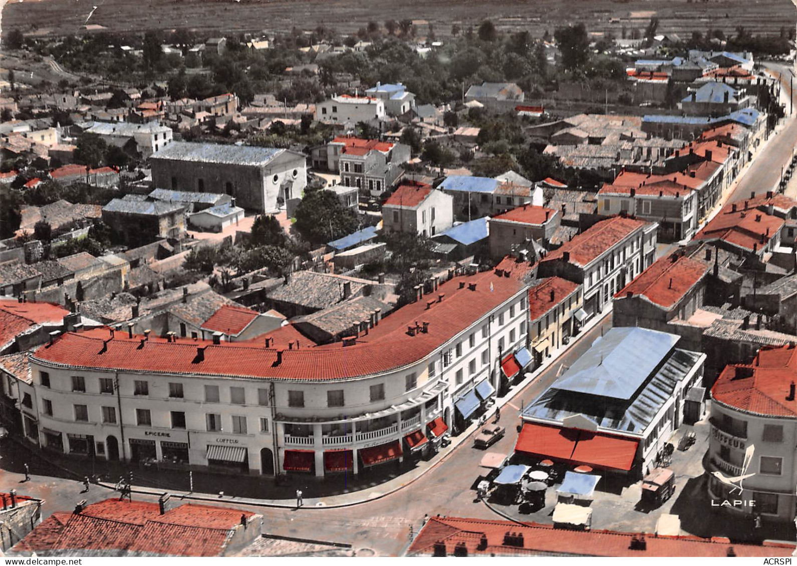 17  LA TREMBLADE - La Ville Et Le Marché    (Scan R/V) N° 25 \MP7137 - La Tremblade