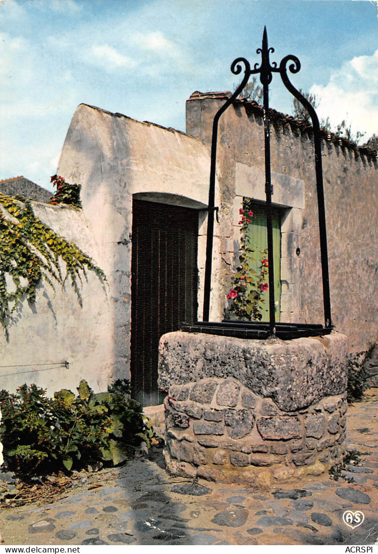 17 île De Ré SAINT-MARTIN-DE-RÉ  Le Vieux Puits (Scan R/V) N°61 \MP7144 - Saint-Martin-de-Ré