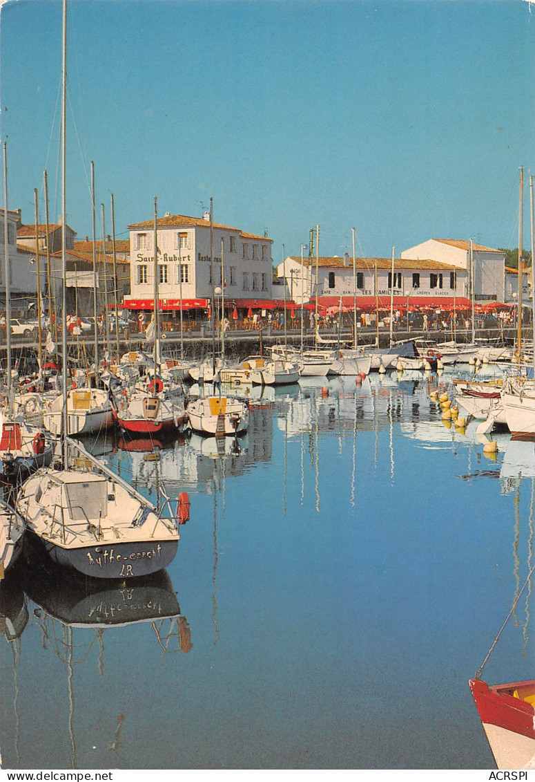 17 île De Ré SAINT-MARTIN-DE-RÉ  Le Bassin à Flot Restaurant Le St HUBERT (Scan R/V) N°63 \MP7144 - Saint-Martin-de-Ré