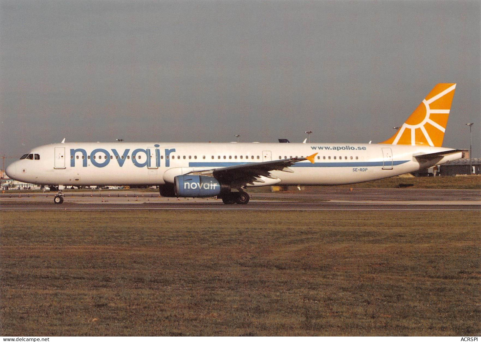 Airbus A321-231  NOVAIR Lisboa 2009  Aviation  éd Flying (Scan R/V) N° 39 \MP7153 - 1946-....: Era Moderna