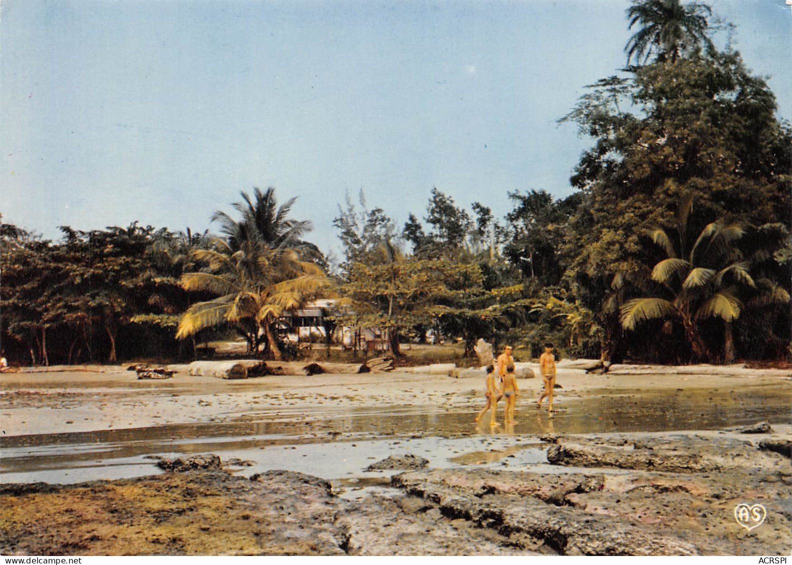 GABON LIBREVILLE  Plage De Cap-Estérias  édition Du Lys  (Scan R/V) N° 68 \MP7165 - Gabon