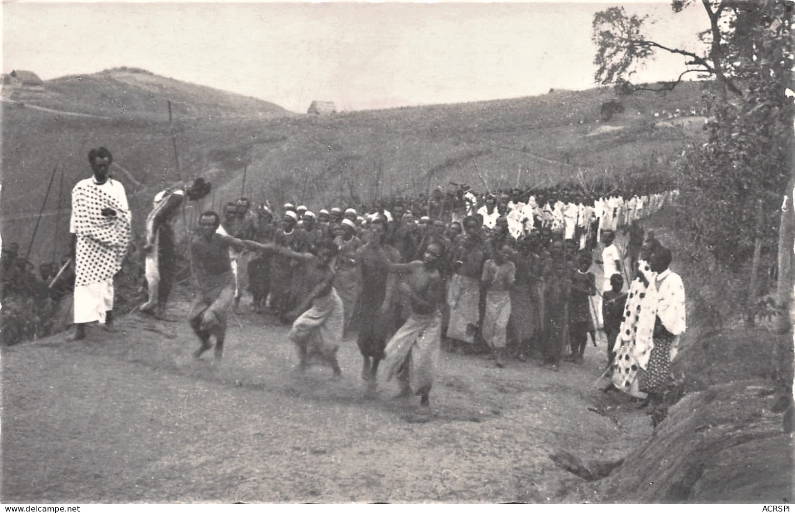 GUINEE CONAKRY Pénitents  Frères Blancs Négros Banasizakona à La Fête Des Rameaux  (Scan R/V) N° 62 \MP7168 - Frans Guinee