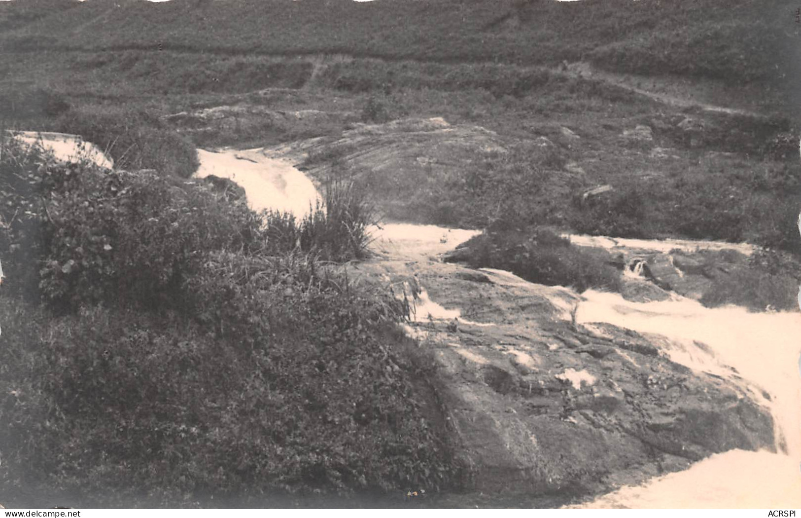 GUINEE CONAKRY Rapides En Aval Du Saut Du Bandi Et Du Village De Fofota   (Scan R/V) N° 52 \MP7168 - Guinée Française