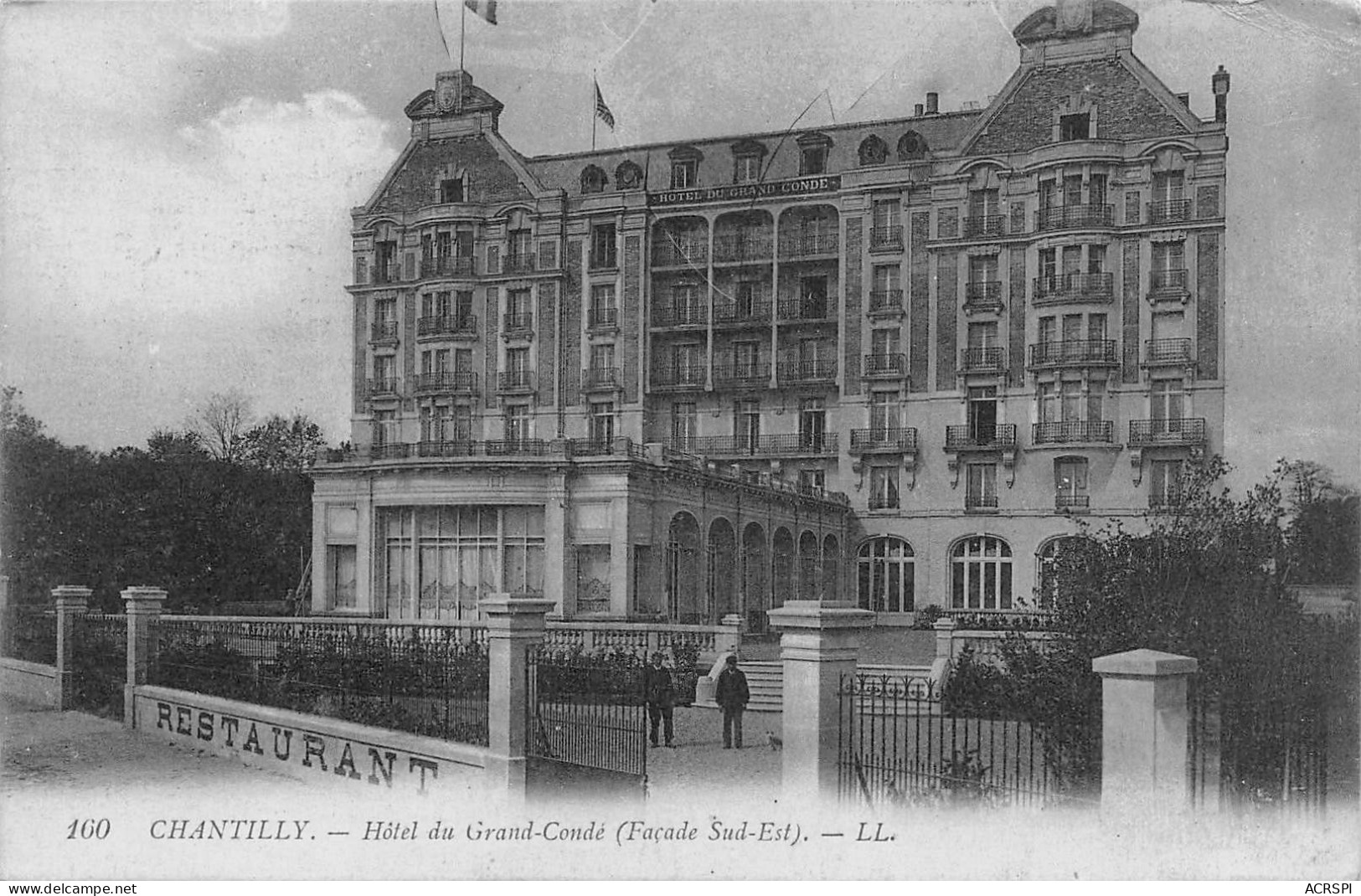 60 CHANTILLY Hotel Du Grand Condé  édition L.L   (Scan R/V) N° 66 \MP7173 - Chantilly
