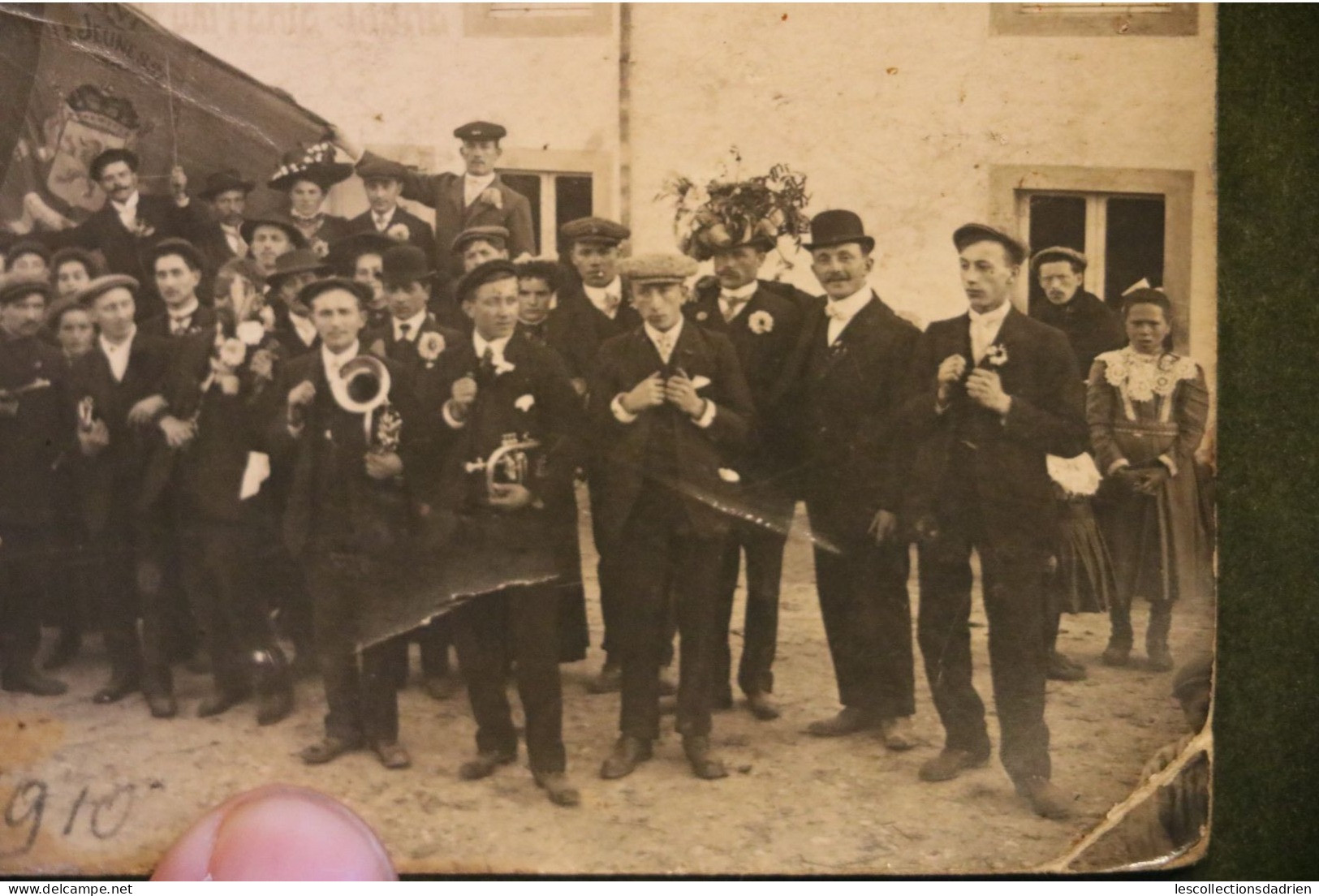 Carte postale ancienne Habay Habay-la-Neuve 1910  E. Gavroy - Souvenir de la danse des Courtes - Laiterie